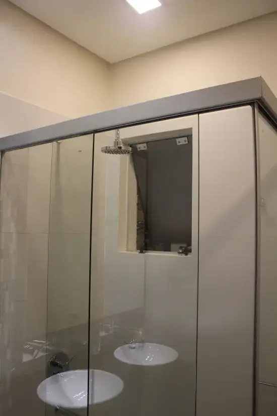 Vivienda – Box de Baño